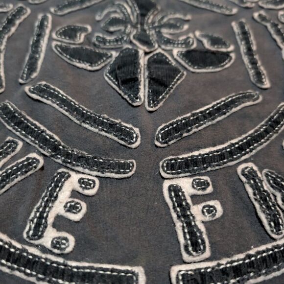 Affliction Live Fast Big Crest 3D Logo Distressed Y2k T-Shirt Men’s Size M - Picture 5 of 7